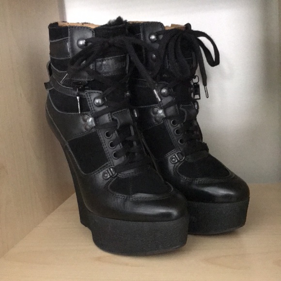 BURBERRY boots - Picture 2 of 10